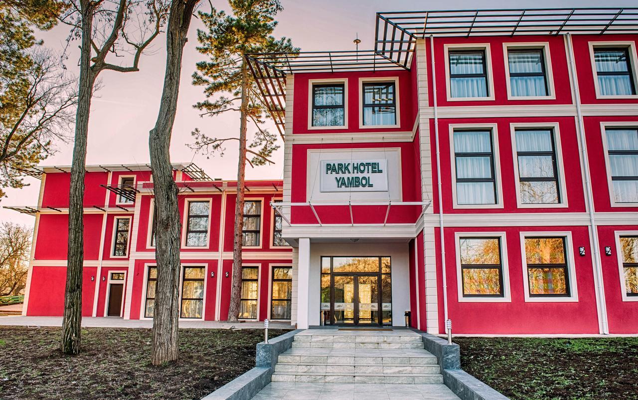 Park-Hotel Yambol Bagian luar foto